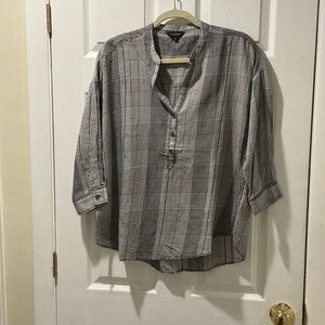 Lucky Brand Black Maroon and Gray Classic Plaid Blouse Size Medium